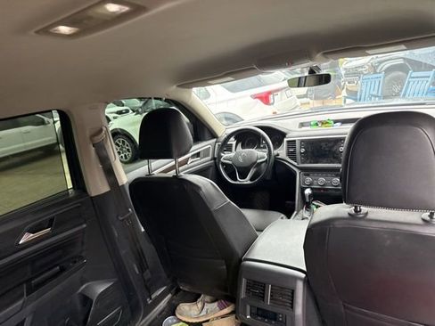 Used 2021 Volkswagen Atlas SE image 39