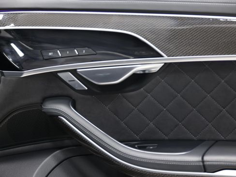 Used 2023 Audi S8 w/ S8 Comfort Plus Package AWD/4WD image 82