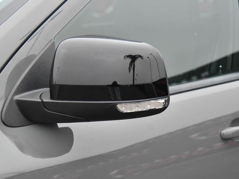 Used 2024 Dodge Durango R/T image 13