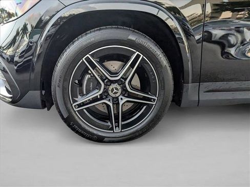 Certified 2025 Mercedes-Benz GLA 250 image 23