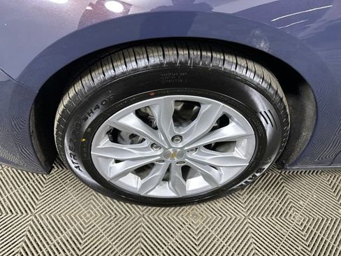 Used 2025 Chevrolet Malibu LT image 10