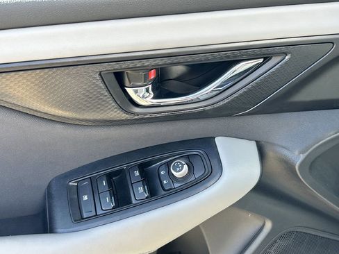 Used 2025 Subaru Outback Premium w/ Popular Package #1A image 19