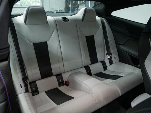Used 2026 BMW M4 Competition w/ Executive Package RWD image 35