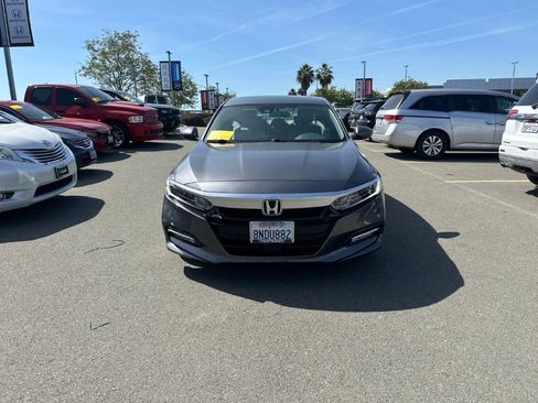 Used 2020 Honda Accord EX image 1
