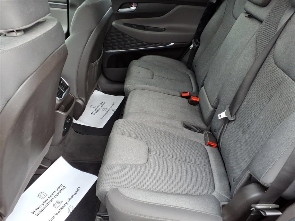 Used 2019 Hyundai Santa Fe SEL FWD image 13