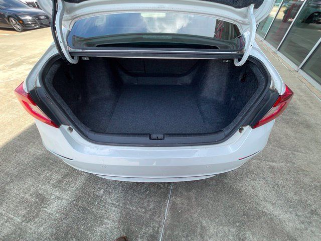 Used 2020 Honda Accord Touring image 14