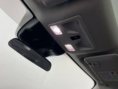 Used 2022 Ford Maverick Lariat w/ Lariat Luxury Package image 25