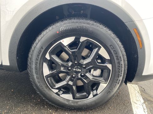 New 2026 Kia Sorento S w/ S Panoramic Sunroof Package image 7