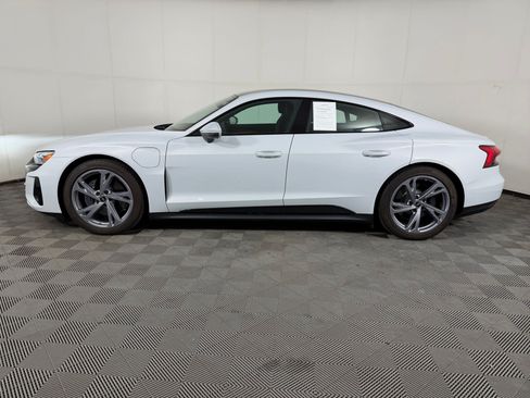 Used 2023 Audi e-tron GT Premium Plus AWD/4WD image 2