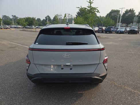Used 2026 Hyundai Kona SEL Sport FWD image 4