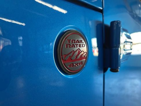 Used 2025 Jeep Wrangler Unlimited Rubicon image 14