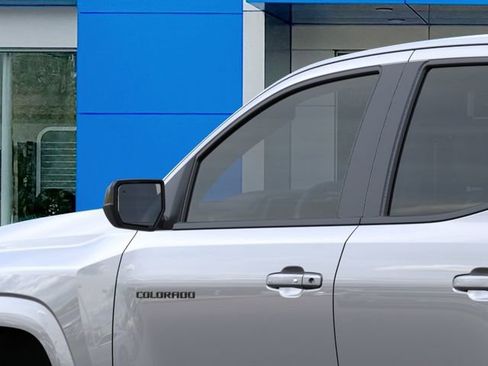 New 2026 Chevrolet Colorado Z71 w/ Midnight Edition AWD/4WD image 12
