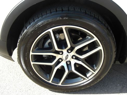 Used 2018 Ford Explorer Sport AWD/4WD image 6