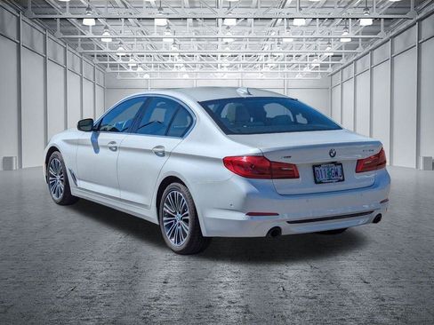 Used 2020 BMW 530i xDrive AWD/4WD image 3