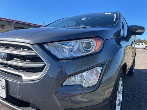 Used 2021 Ford EcoSport SE w/ SE Convenience Package image 10