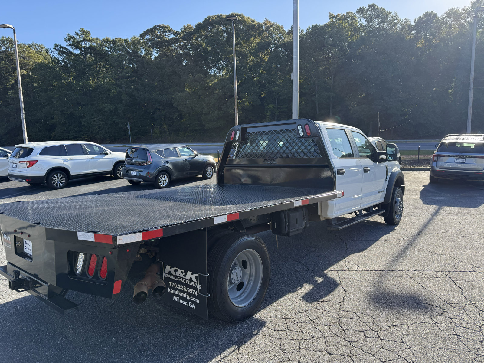 Used 2017 Ford F550 2WD Crew Cab Super Duty w/ Power Equipment Group image 6