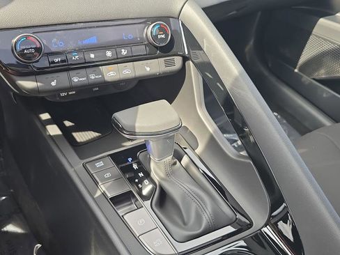 New 2026 Hyundai Elantra SEL Sport Premium FWD image 17
