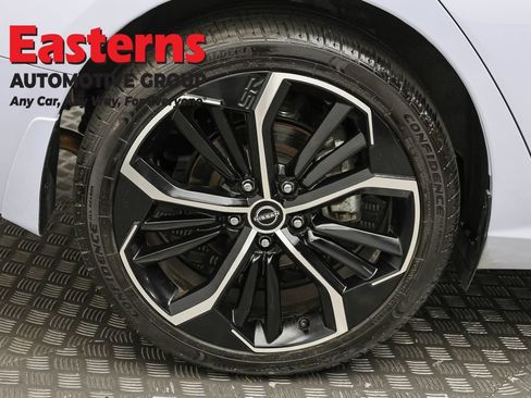 Used 2023 Nissan Altima 2.5 SR w/ SR Premium Package AWD/4WD image 30