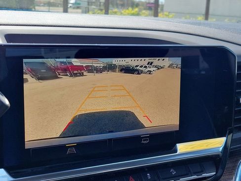 Used 2022 Chevrolet Silverado 1500 RST AWD/4WD image 28