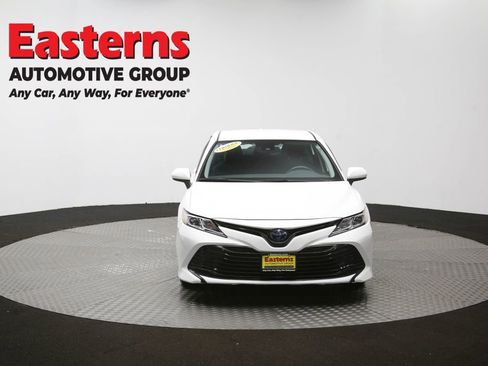 Used 2020 Toyota Camry LE image 53