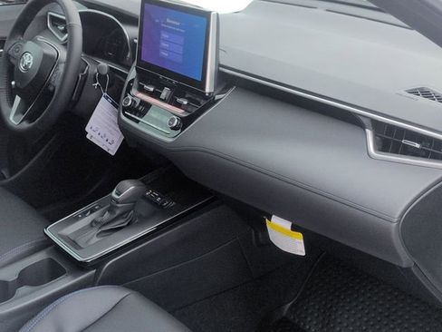 Used 2026 Toyota Corolla Cross XSE w/ Convenience Package image 28