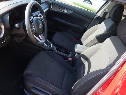Used 2019 Kia Forte LXS image 15