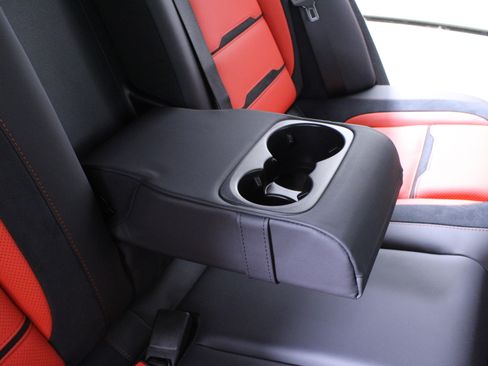 Used 2025 Mercedes-Benz GLE 63 AMG S image 17