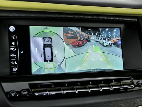 Used 2022 Rolls-Royce Cullinan w/ Dark Exterior Package image 34