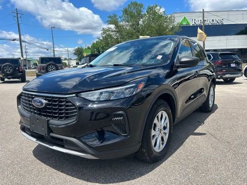 Certified 2024 Ford Escape Active AWD/4WD image 4