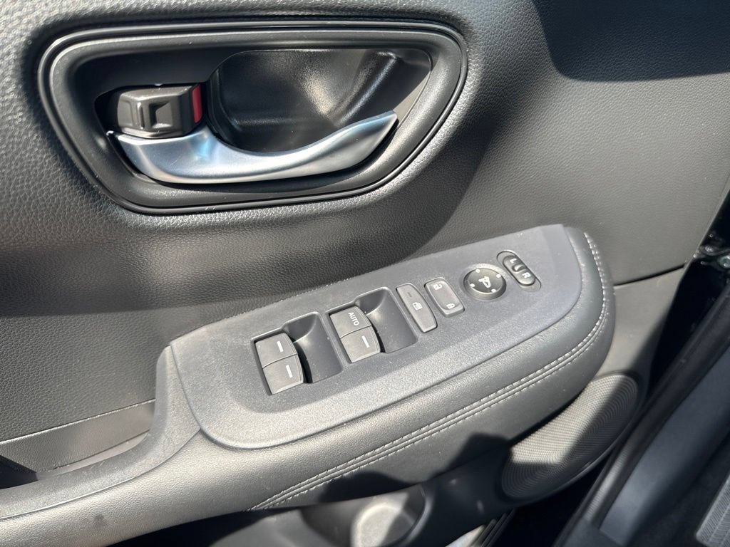 Certified 2027 Honda HR-V LX image 24
