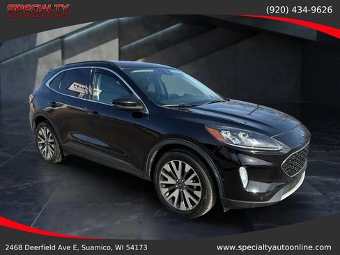 Used 2020 Ford Escape Titanium image 6
