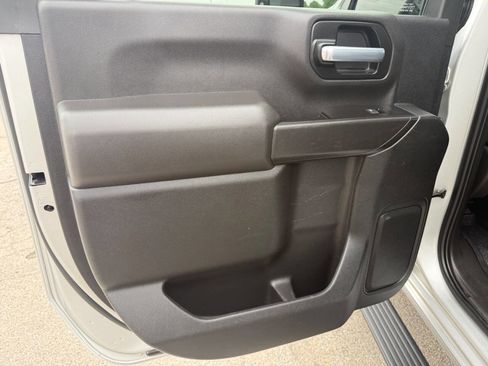 Used 2021 Chevrolet Silverado 2500 LT w/ Convenience Package image 29