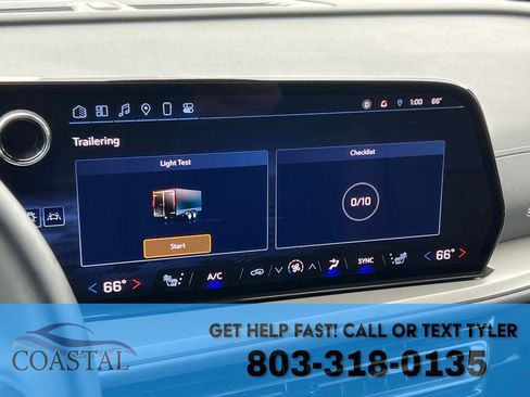 Used 2025 Chevrolet Traverse LT AWD/4WD image 42