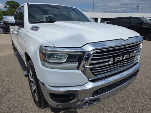 Used 2023 RAM 1500 Laramie AWD/4WD image 2