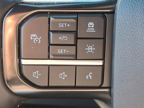 Used 2024 Ford F250 Platinum image 21