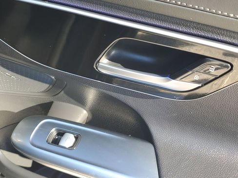 Used 2022 Mercedes-Benz C 300 Sedan w/ Pinnacle Trim Package image 49