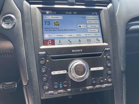 Used 2017 Ford Fusion Titanium image 9