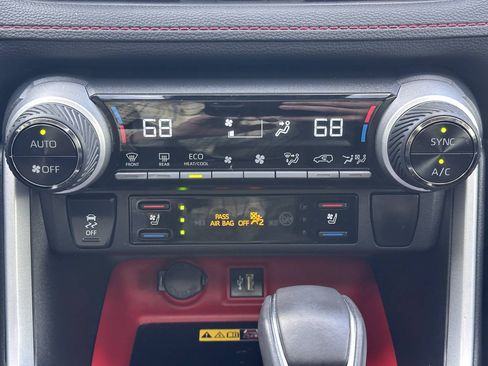 Used 2024 Toyota RAV4 TRD Off-Road w/ Weather Package AWD/4WD image 37