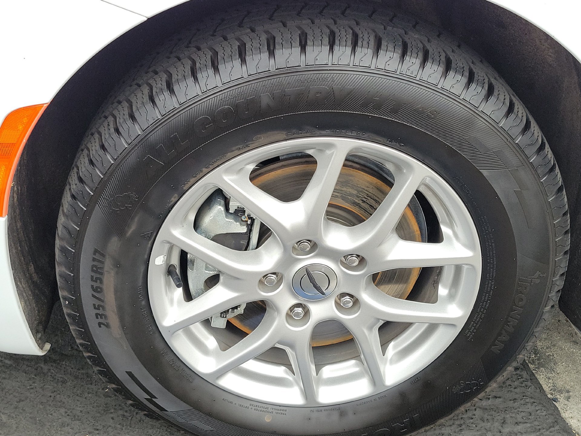 Certified 2025 Chrysler Pacifica Select FWD image 23