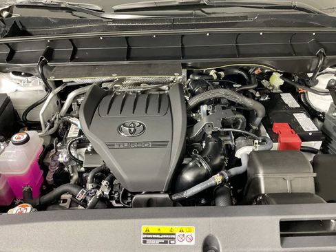 New 2026 Toyota Highlander Platinum image 26