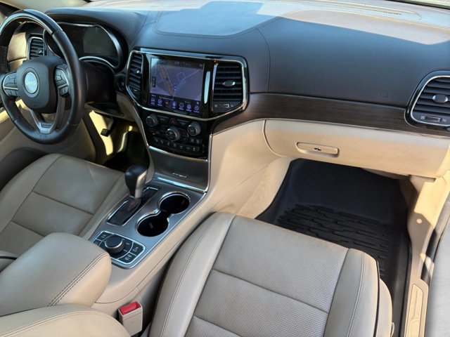 Used 2021 Jeep Grand Cherokee Overland AWD/4WD image 22