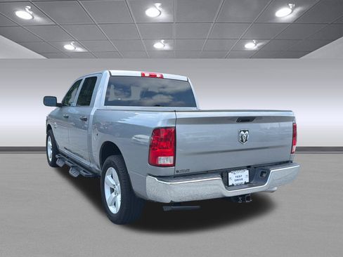 Used 2020 RAM 1500 Tradesman w/ Tradesman SXT Package RWD image 9