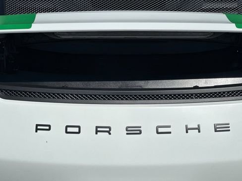 Certified 2016 Porsche 911 R RWD image 36