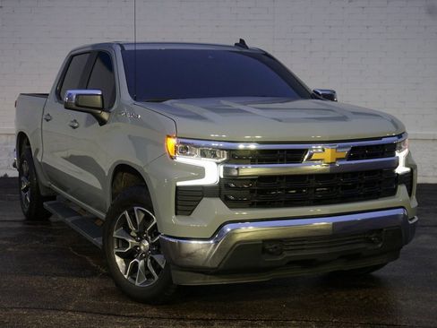 Used 2024 Chevrolet Silverado 1500 LT image 4