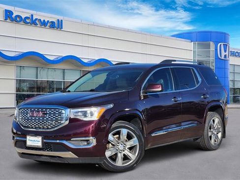 Used 2018 GMC Acadia Denali w/ Technology Package image 1