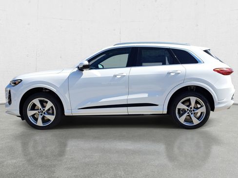 New 2026 Audi Q5 Premium Plus AWD/4WD image 8