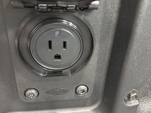 New 2025 Ford Maverick Lobo image 44