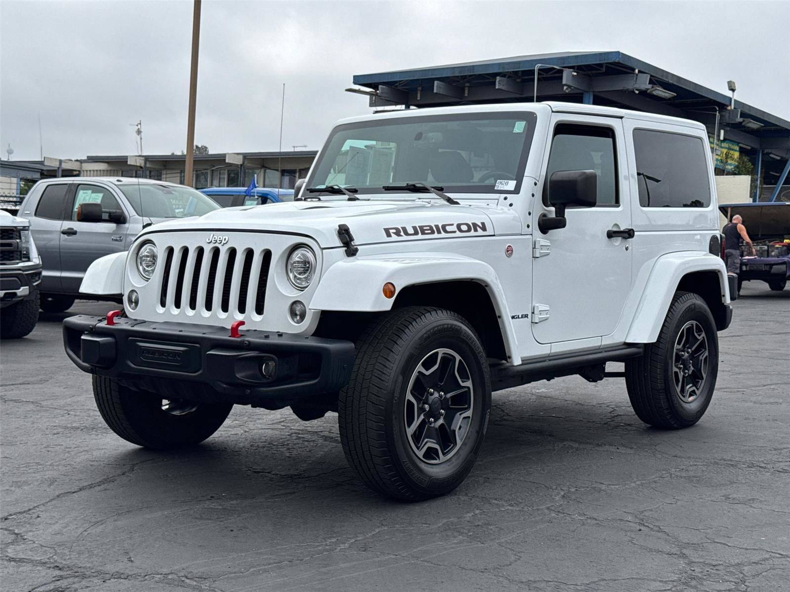 Used 2017 Jeep Wrangler Rubicon AWD/4WD image 4