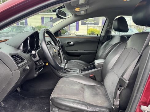 Used 2011 Chevrolet Malibu LT image 9