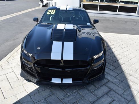 Used 2020 Ford Mustang Shelby GT500 w/ Carbon Fiber Track Pack image 34
